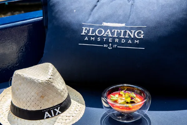 Floating Amsterdam luxe elektrische boot