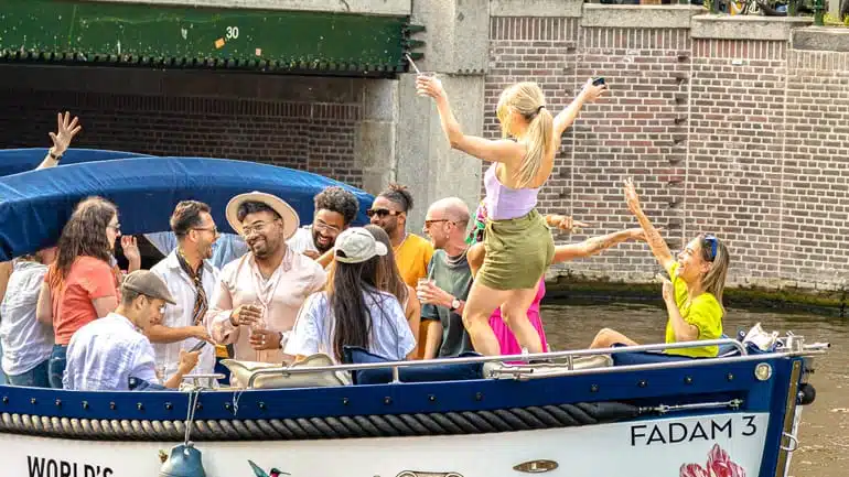 rondvaart feestje in amsterdam